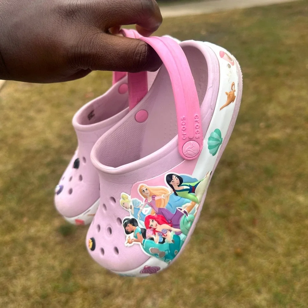 CROCS preowned fair